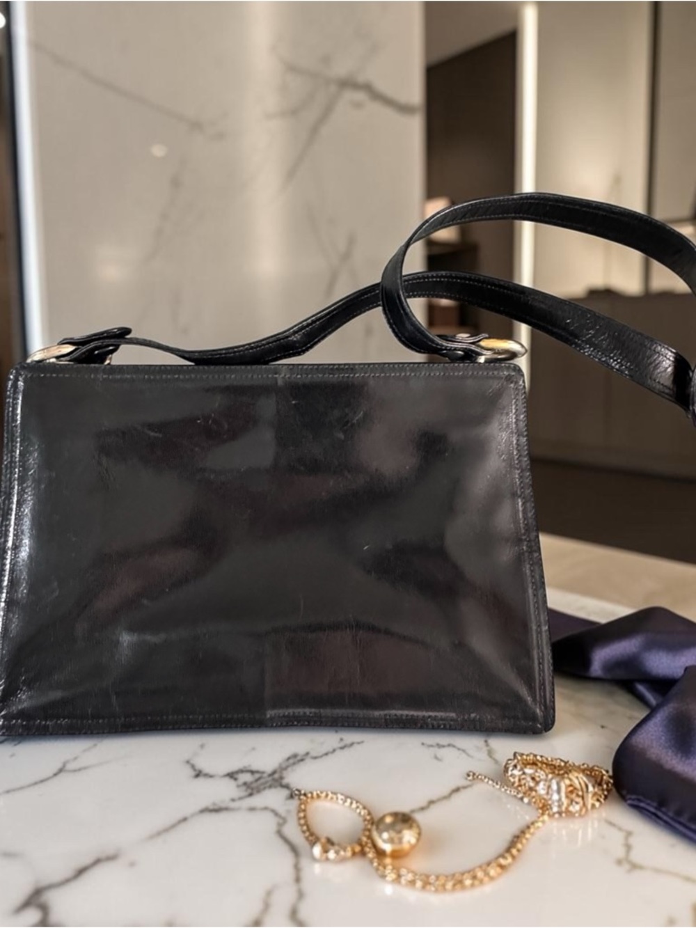 Vintage Bottega Veneta  Leather Shoulder Bag - Women's Classic Handbag